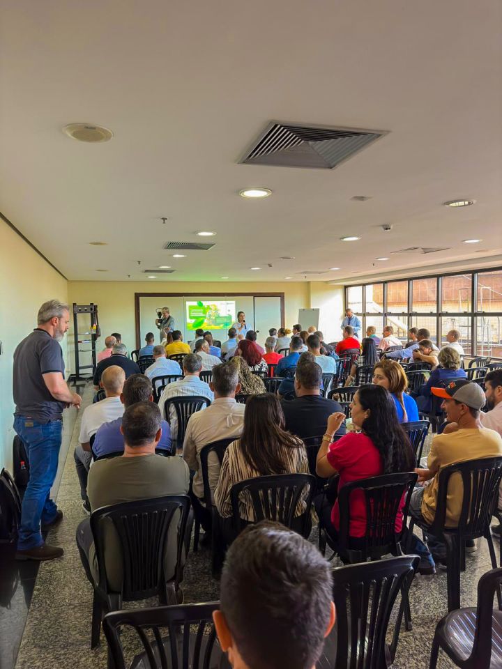 Município de Ibatiba participa de encontro sobre arranjos produtivos para produtores rurais Município de Ibatiba participa de encontro sobre arranjos produtivos para produtores rurais