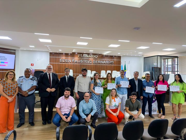 Direitos de crianças e adolescentes são debatidos em Seminário na Câmara Municipal Direitos de crianças e adolescentes são debatidos em Seminário na Câmara Municipal