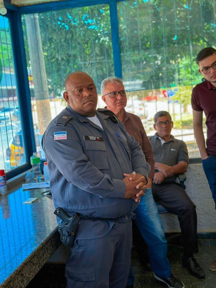 Reunião em Ibatiba aborda melhorias do trânsito na BR-262 Reunião em Ibatiba aborda melhorias do trânsito na BR-262
