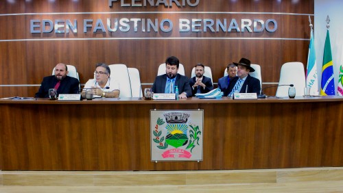 Projetos aprovados na 18ª Sessão Ordinária incluem incentivo a educação e ao esporte Projetos aprovados na 18ª Sessão Ordinária incluem incentivo a educação e ao esporte