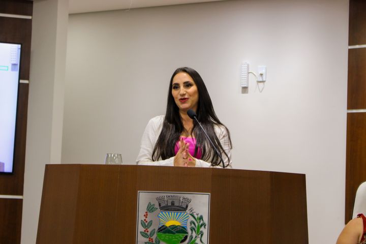 Câmara de Ibatiba entrega certificado Aluno Nota 10 para estudantes do município Câmara de Ibatiba entrega certificado Aluno Nota 10 para estudantes do município