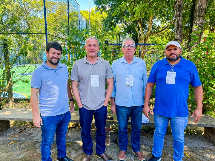 Vereadores de Ibatiba participam do VI Congresso Estadual de Vereadores Vereadores de Ibatiba participam do VI Congresso Estadual de Vereadores