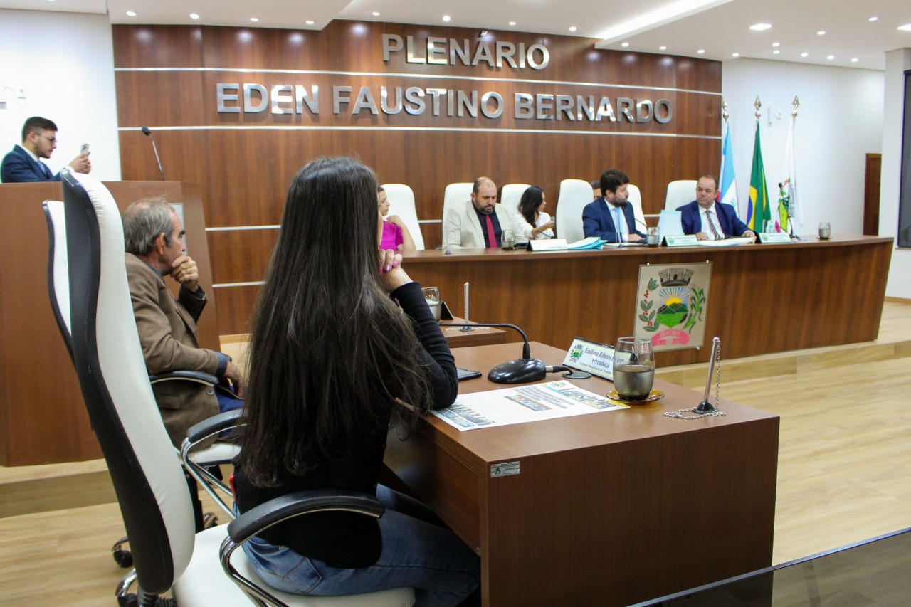 Mais 10 projetos são aprovados pela Câmara Municipal de Ibatiba Mais 10 projetos são aprovados pela Câmara Municipal de Ibatiba