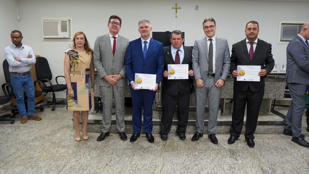 Novos vereadores são diplomados no Fórum de Ibatiba