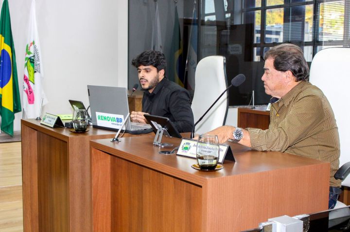Câmara Municipal aprova projeto que torna obrigatória a divulgação da agenda do Poder Executivo Câmara Municipal aprova projeto que torna obrigatória a divulgação da agenda do Poder Executivo