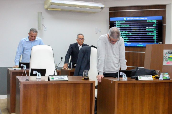 Câmara Municipal aprova projeto que torna obrigatória a divulgação da agenda do Poder Executivo Câmara Municipal aprova projeto que torna obrigatória a divulgação da agenda do Poder Executivo