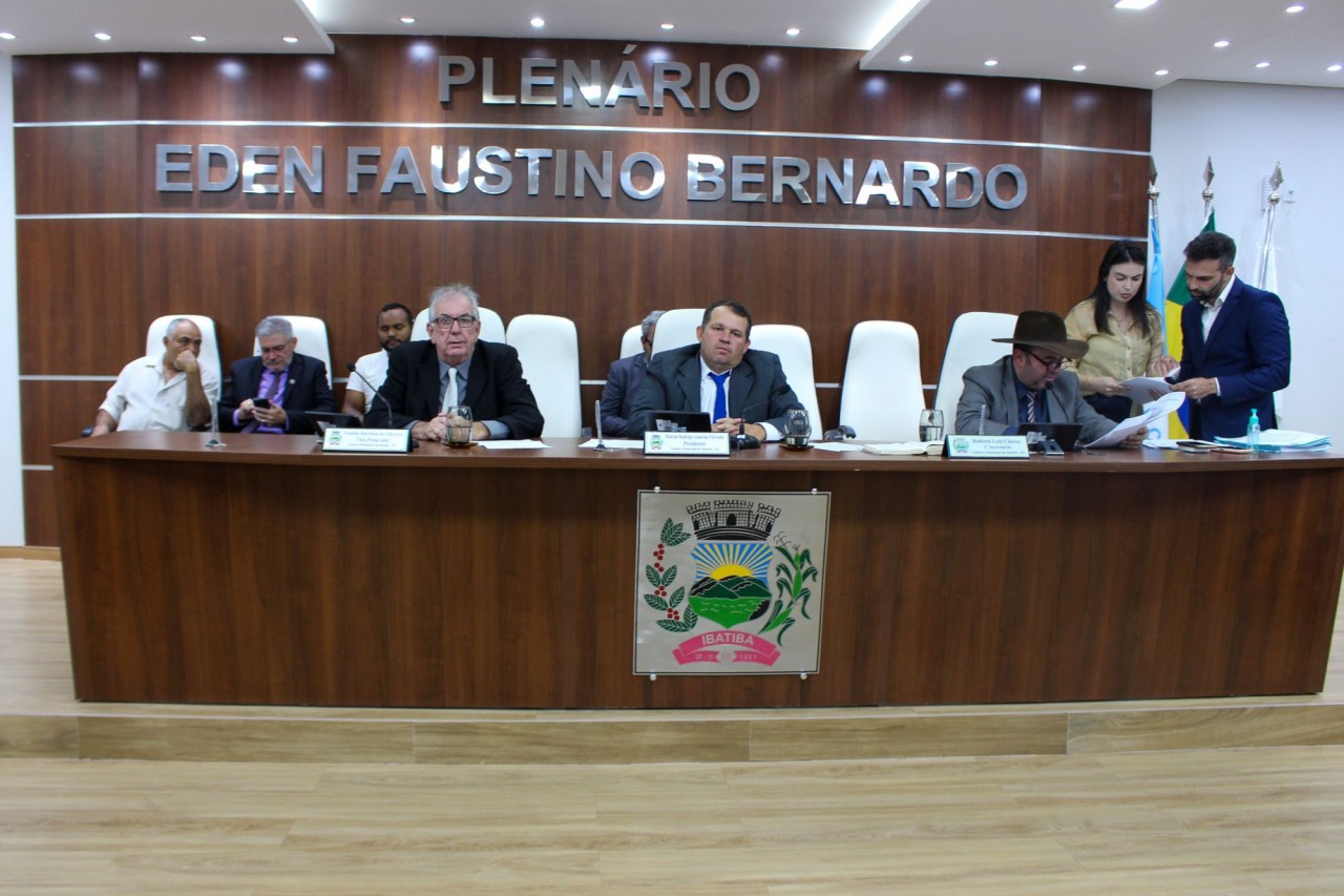 Vereadores aprovam sete moções na ordem do dia da 13ª Sessão Ordinária Vereadores aprovam sete moções na ordem do dia da 13ª Sessão Ordinária