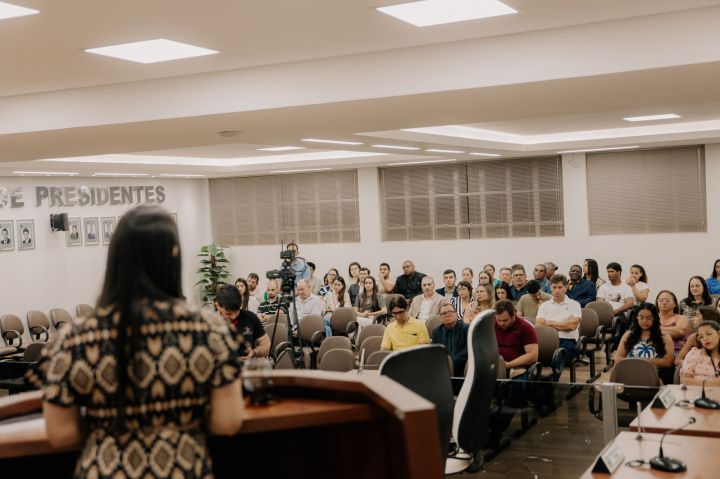 Câmara Municipal condecora cidadãos com medalha Pastor Jotalino Lopes da Silva Câmara Municipal condecora cidadãos com medalha Pastor Jotalino Lopes da Silva