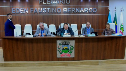 Câmara Municipal aprovou cinco projetos na última sessão do dia 25 Câmara Municipal aprovou cinco projetos na última sessão do dia 25