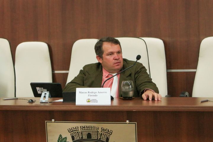 Câmara Municipal aprova projeto de contratação temporária para a Educação Câmara Municipal aprova projeto de contratação temporária para a Educação