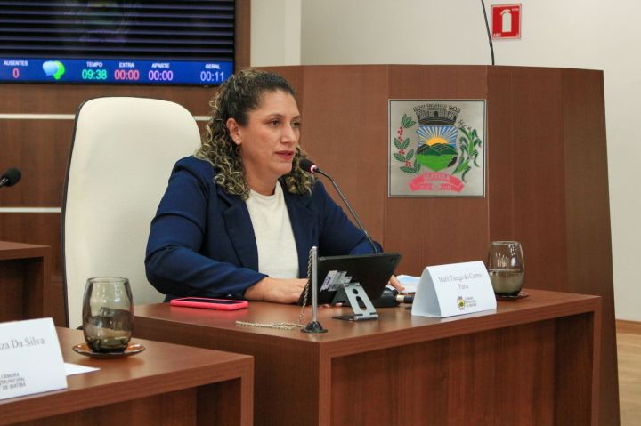 Câmara Municipal aprova projeto de contratação temporária para a Educação Câmara Municipal aprova projeto de contratação temporária para a Educação