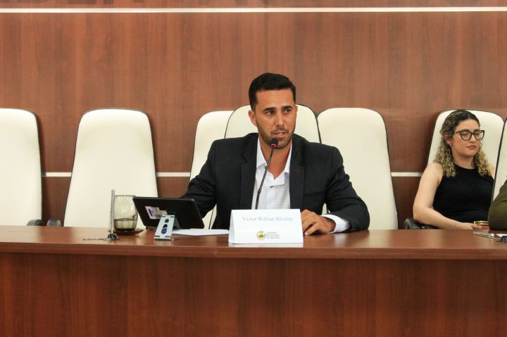 Câmara Municipal aprova projeto de contratação temporária para a Educação Câmara Municipal aprova projeto de contratação temporária para a Educação