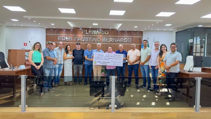 Câmara Municipal de Ibatiba devolve mais de meio milhão de reais aos cofres municipais Câmara Municipal de Ibatiba devolve mais de meio milhão de reais aos cofres municipais