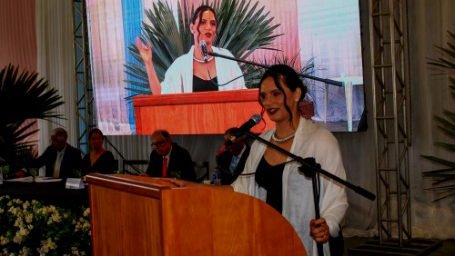 Discurso da ver. Robervânia Aparecida da Silva Faé (PL) | Sessão de Posse de Vereadores, Prefeito e Vice Discurso da ver. Robervânia Aparecida da Silva Faé (PL) | Sessão de Posse de Vereadores, Prefeito e Vice