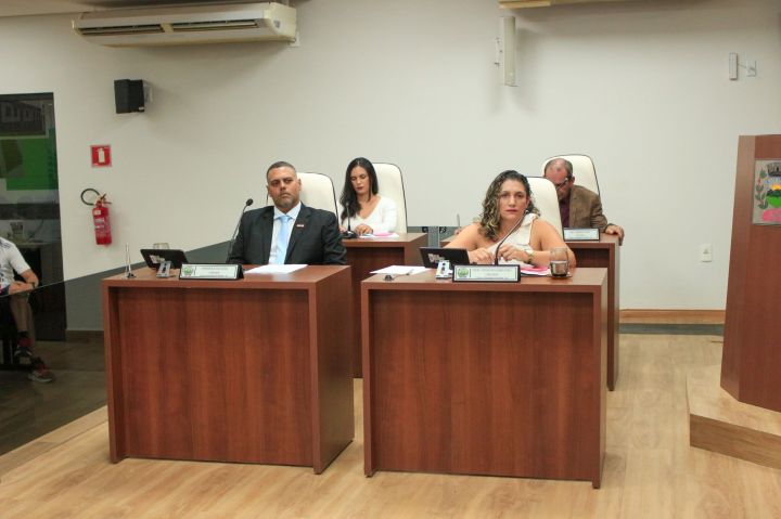 Câmara Municipal aprova Projeto de Lei, 67 indicações e 7 moções Câmara Municipal aprova Projeto de Lei, 67 indicações e 7 moções