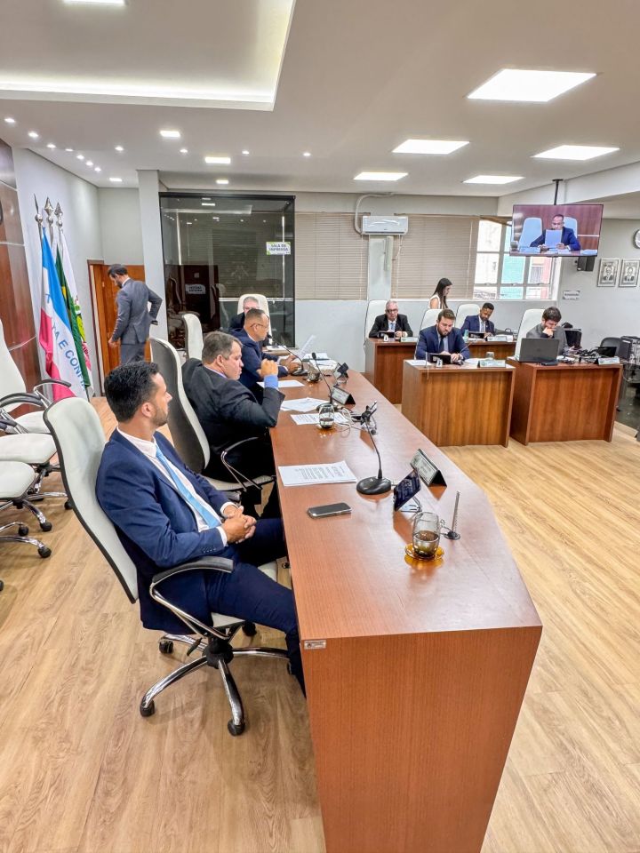 Câmara Municipal aprova Projeto de Lei, 67 indicações e 7 moções Câmara Municipal aprova Projeto de Lei, 67 indicações e 7 moções