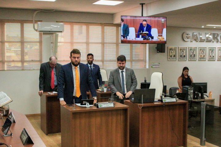 Câmara Municipal aprova seis moções e dois projetos em sessão plenária Câmara Municipal aprova seis moções e dois projetos em sessão plenária