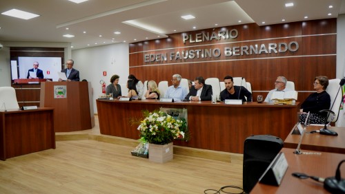 Homenagem Póstuma - Divaldo Pereira Franco | Sessão Solene - Dia Municipal da Confraternização Espírita Homenagem Póstuma - Divaldo Pereira Franco | Sessão Solene - Dia Municipal da Confraternização Espírita