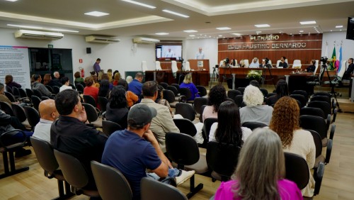 Antônio Carlos Cerutti - Palestra Espírita | Sessão Solene - Dia Municipal da Confraternização Espírita Antônio Carlos Cerutti - Palestra Espírita | Sessão Solene - Dia Municipal da Confraternização Espírita