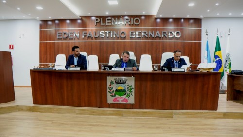 Expediente | 17ª Sessão Ordinária de 2025 Expediente | 17ª Sessão Ordinária de 2025