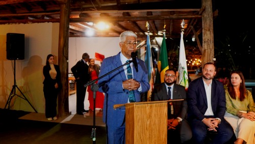 Luis Carlos Pancoti - Prefeito Muncipal de Ibatiba | Sessão Solene de Entrega de Títulos de Cidadãos Ibatibenses Luis Carlos Pancoti - Prefeito Muncipal de Ibatiba | Sessão Solene de Entrega de Títulos de Cidadãos Ibatibenses