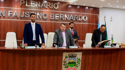 Expediente | 4ª Sessão Ordinária de 2025 Expediente | 4ª Sessão Ordinária de 2025