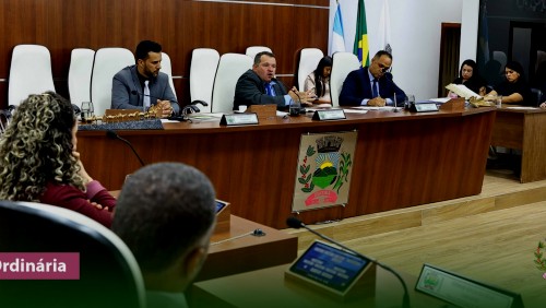Vereadores de Ibatiba aprovam projetos de lei e reforçam cobranças ao Executivo Municipal Vereadores de Ibatiba aprovam projetos de lei e reforçam cobranças ao Executivo Municipal