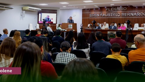Câmara de Ibatiba homenageia alunos aprovados no Ifes com a Medalha Pedro Nogueira Teixeira Câmara de Ibatiba homenageia alunos aprovados no Ifes com a Medalha Pedro Nogueira Teixeira